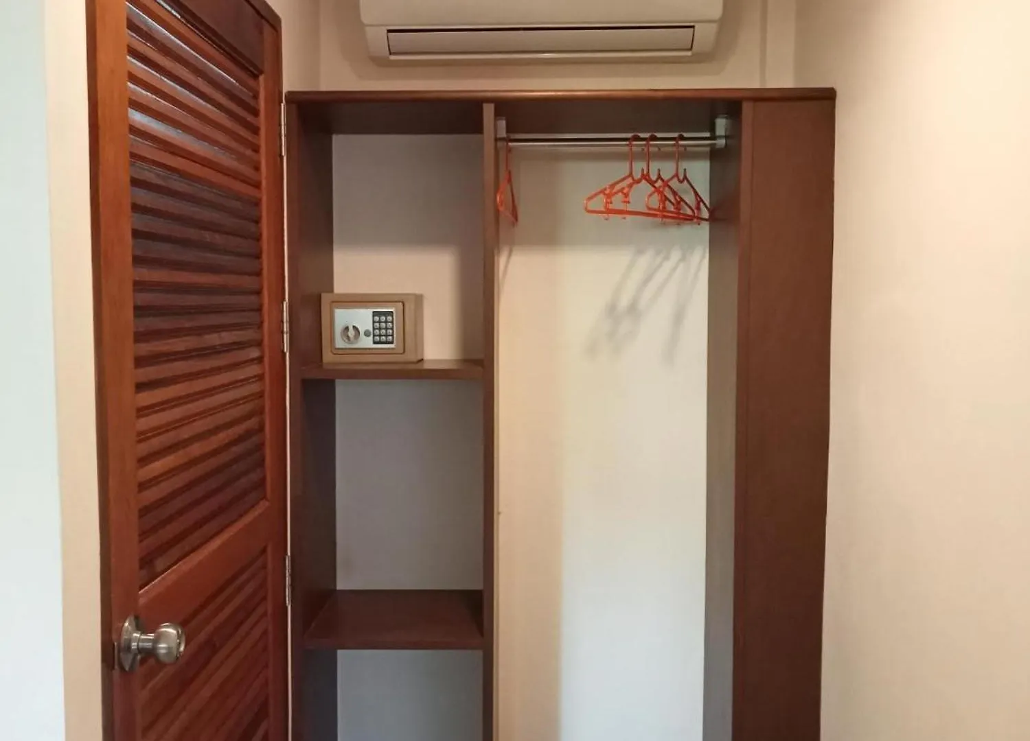 Coworx Koh Lanta Apart otel